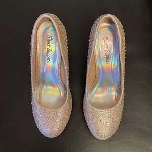 Sparkly heels gold gently worn size 5